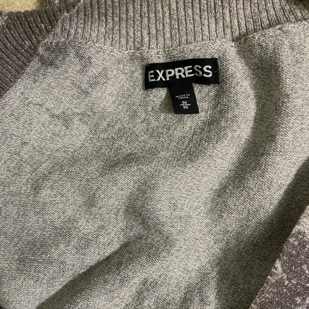 Express Sweater - Picture 2 of 3